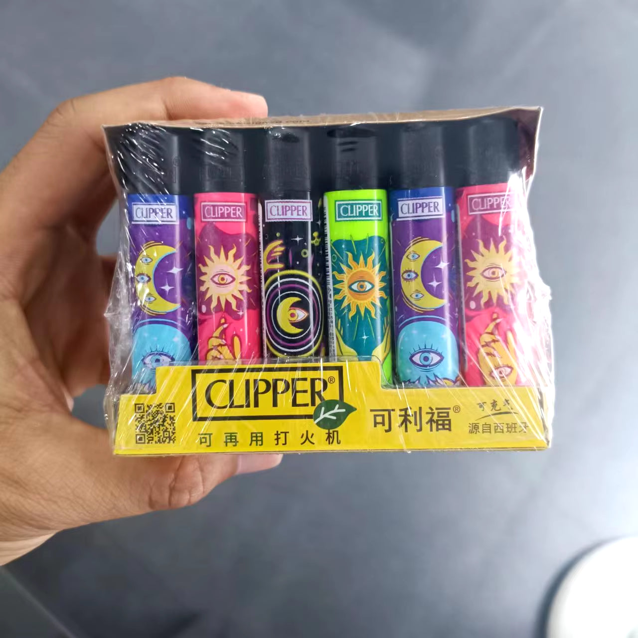 Clipper Original Grinding Wheel Flint Ignition Lighter Open Flame Torch Gas Lighters Use Collection Gift 1 Box 24 Pieces